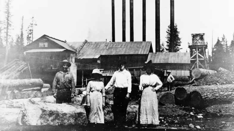 The Evergreen In Eastern Oregon women powere -the male dominated lumber industry Thumbnail